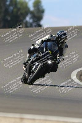 media/Sep-21-2025-TrackDaz (Sun) [[277c75b276]]/C Group/1240pm (Turn 2)/